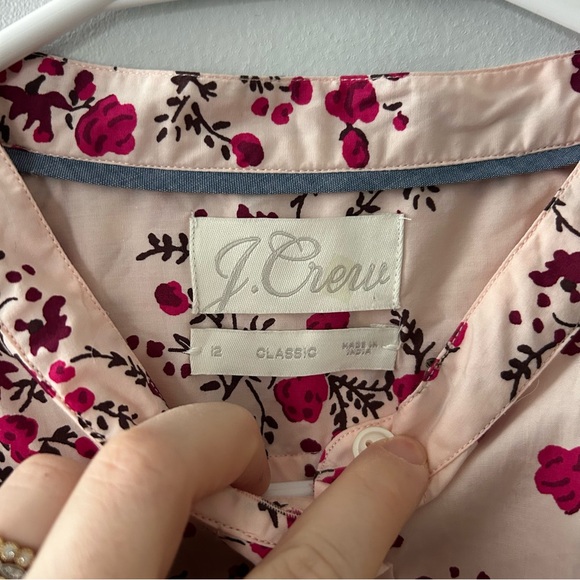 J. Crew Classic-fit collarless puff sleeve shirt in budding floral Pink Size 12 - Picture 8 of 13